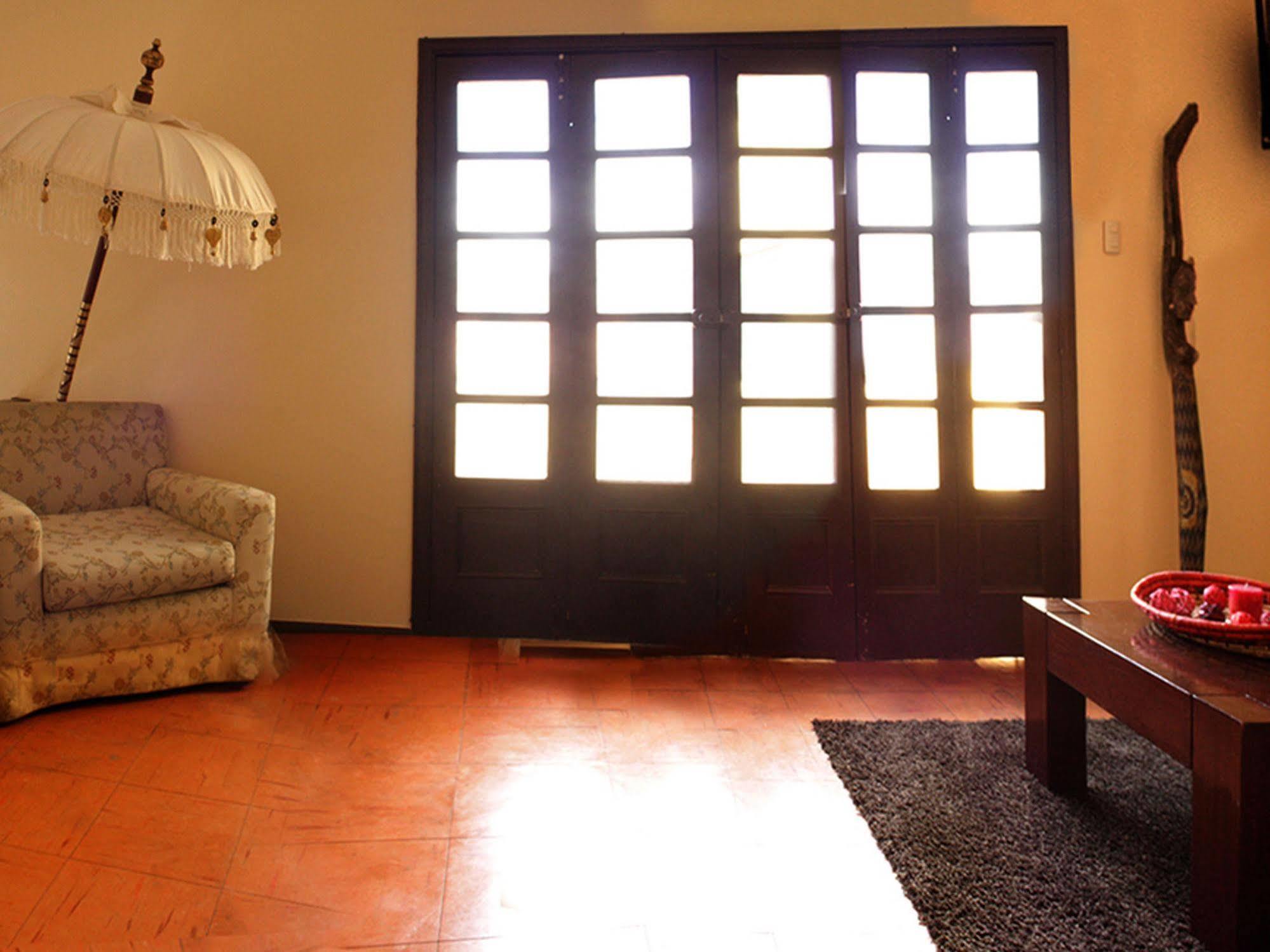 Hostal Lirium Pachacutec Buitenkant foto